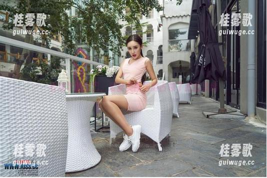 在放学的尾巴，爱丝美图强势占领了我的思绪