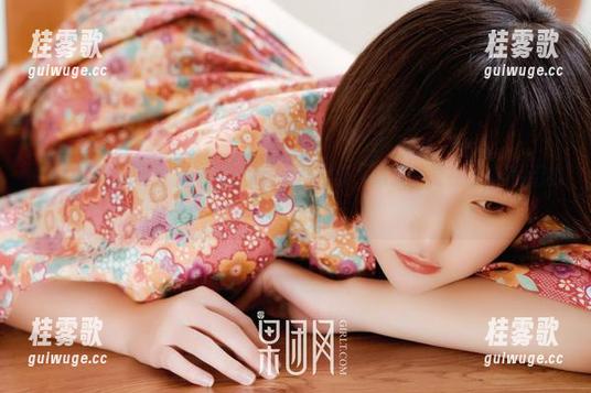 GIRLT果团网-龚玥菲 GIRLT果团网 - 龚玥菲的黑色美图合集,难道是要在时尚界翻滚?