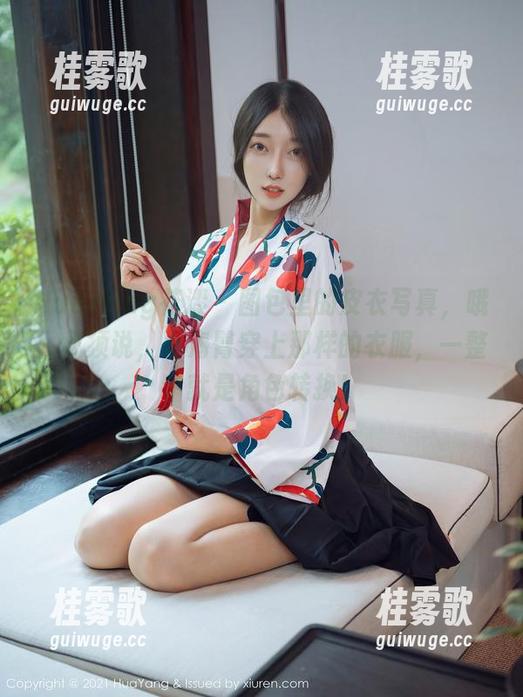 HuaYang花漾 - 图包里的皮衣写真，哦，必须说，小海臀穿上那样的衣服，一整个就是角色转换！