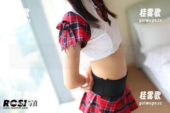 ROSI写真 最新ROSI体操服发布,图片让你更想起往日的青涩,哈哈,谁不想天天看年轻的自己呢?