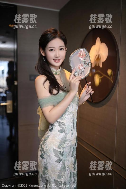 Xiuren秀人网 - 小心，这位秘书能让你忘记工作-曼苏拉娜的全集下载来啦！