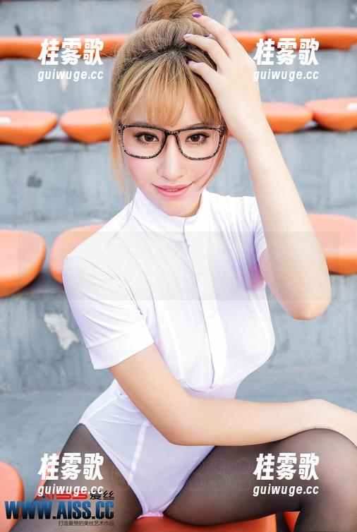 aiss - 图集中索菲修女的气质，全套都有点太撩了