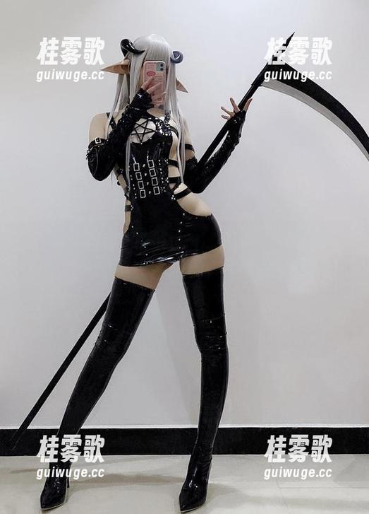 在线：izumi泉桃子穿上她的玛丽萝丝，看得我一秒变成了粉丝，原图必须保留！
