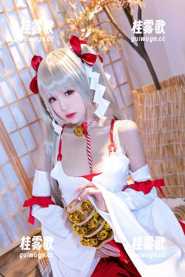 miko酱ww 写真本该搞点事情的,可是miko酱ww似乎只会把天下弄得过于平和?