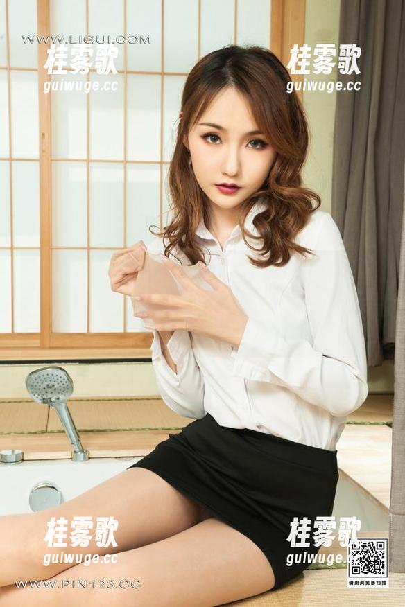 丽柜-心心 丽柜 - 心心的网袜日记:需不需要壁纸来衬托这份美图,不如细细品味,怎么都会是乐趣。