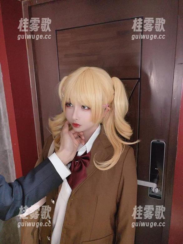 凉凉子 也许我该追个凉凉子的女神cos套图,哈哈哈