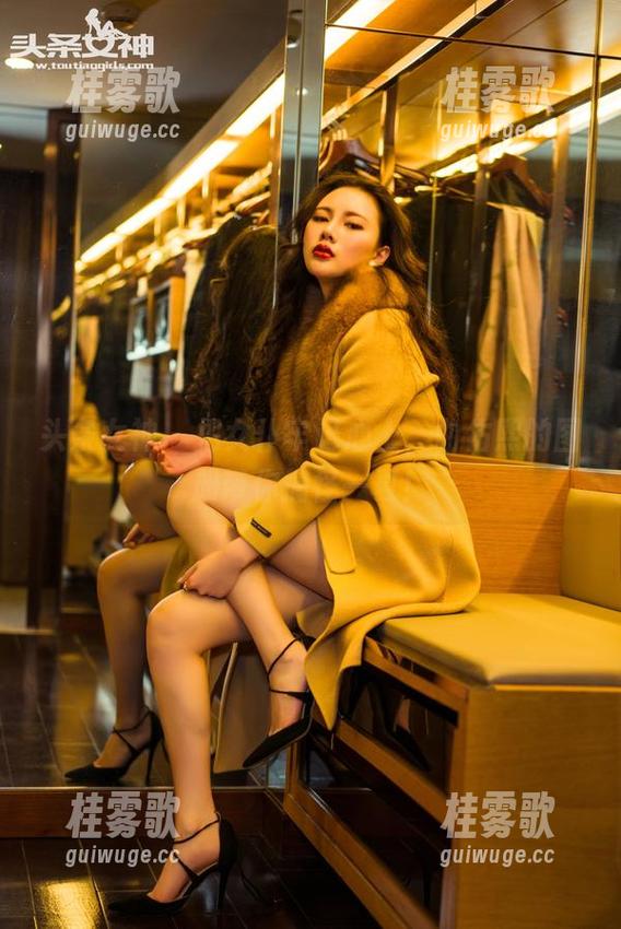 头条女神 - 把女仆牢记心上，曲佑熙的图册带你搞怪一夏！
