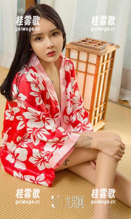 尤果网 - 米妮这一组油亮定制写真，让人想一直“盯”着看呢！