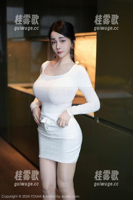 尤蜜荟 - little贝壳的“清纯”图包，看看会不会被纯得掉进湖里。