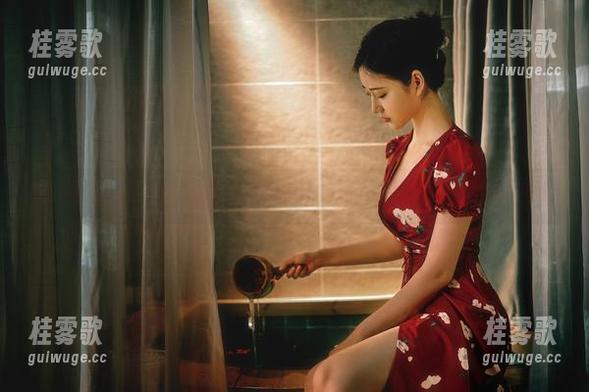 年年Nnian 谁能抵挡年年Nnian运动服的美图,那资源坏了的可别怪我啊!