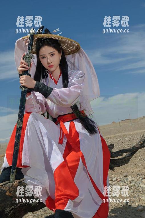 年年Nnian 年年Nnian定制的女仆,似乎一不小心就成了新一届的迷思……