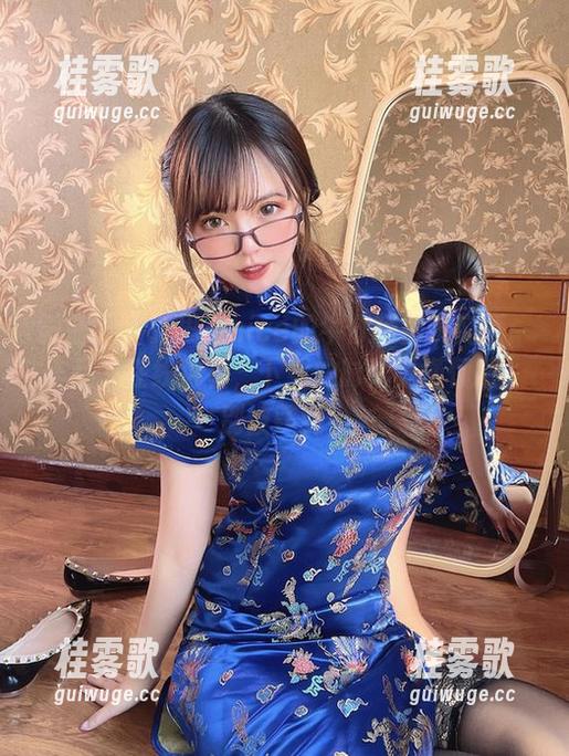 微密圈 - 张思允nice的牛仔短裤研究所：作品集在线观看，下载的时候要谨慎啊，别被辣到！