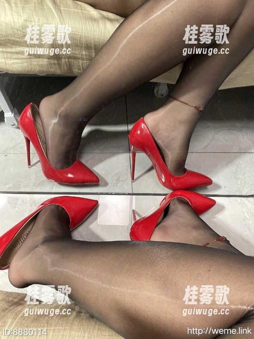 桃沢樱呀 微密圈 - 桃沢樱呀上线,双手奉上的原图真的是心血之作吗?