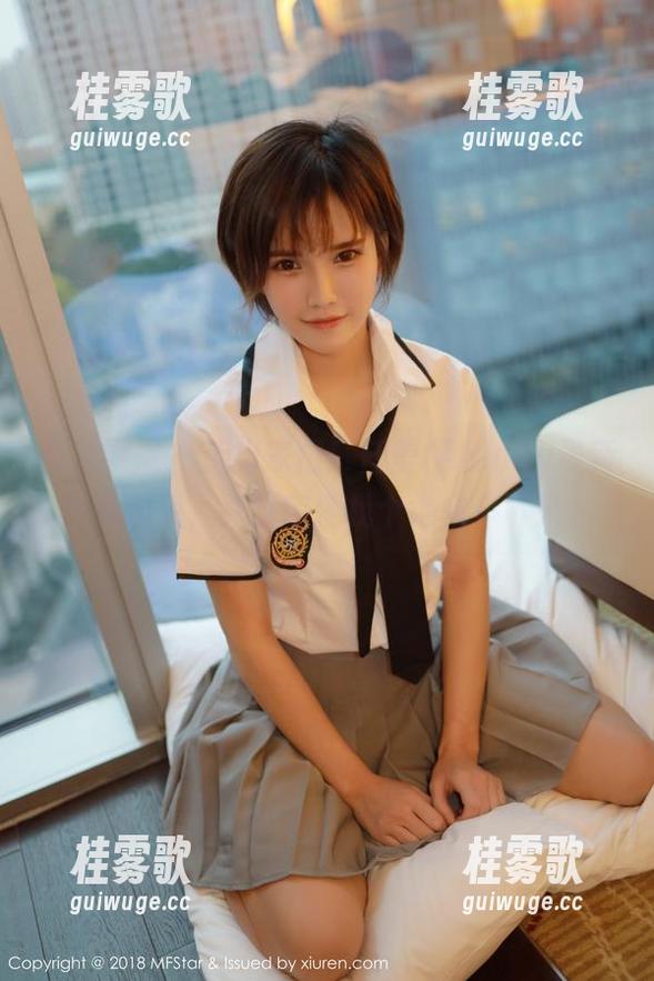 模范学院 - 走出家门！任莹樱Jenny最新户外合集，真想随便找个地方停下来。