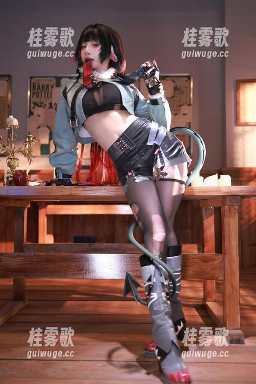 水淼aqua定制写真：把你的想象力调到最大，女友在等你！