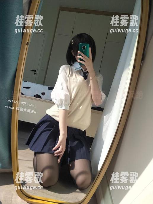 眼酱大魔王w 当眼酱大魔王w遇上包臀黑丝,这画风绝了!