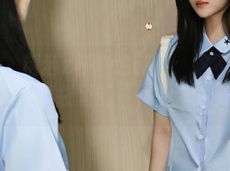 秀人网 - 精选z杯悠悠制服:这不是学姐,是口袋里的“作业本”!