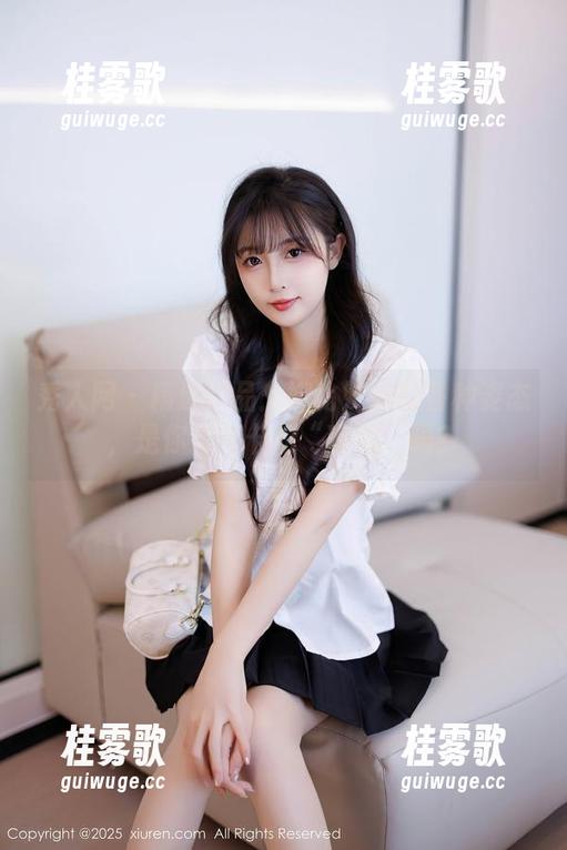 秀人网 - 精选作品：娜比妹妹的各种姿态，是你爱打卡的“翻牌”吗？