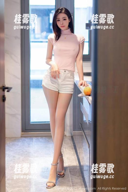 秀人网 - 甜妮VS秘书：看她如何把“工作”变成“乐趣套图”！