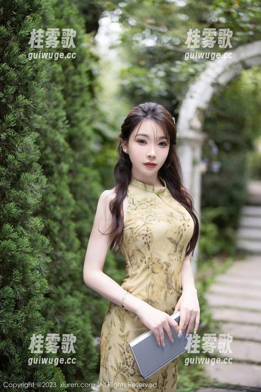 秀人网 - 当麦田的白裙撞上镜头，摄影师被灵气震撼了没？