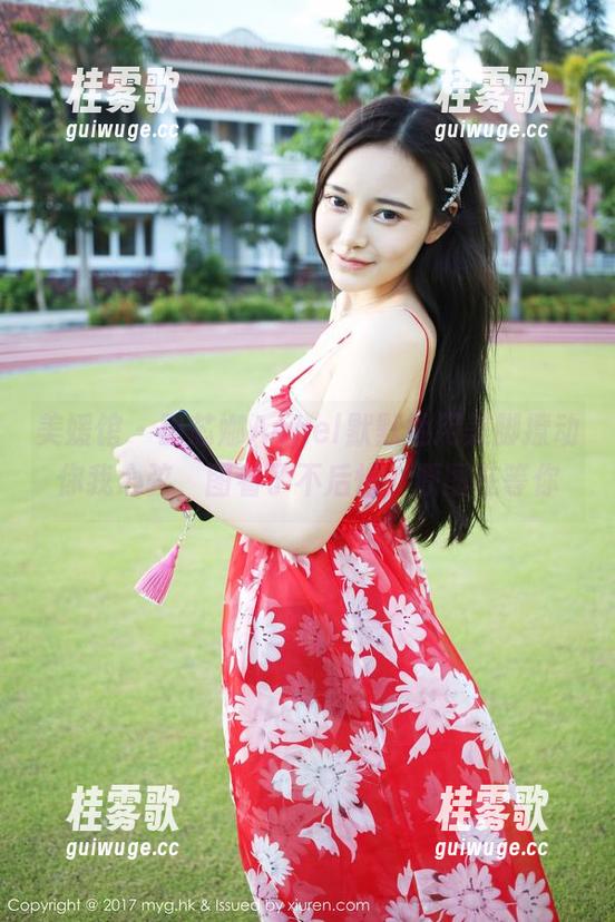 美媛馆 - 田芯娜Angel默默地用美脚撩动你我心弦，图看了不后悔，原图在等你