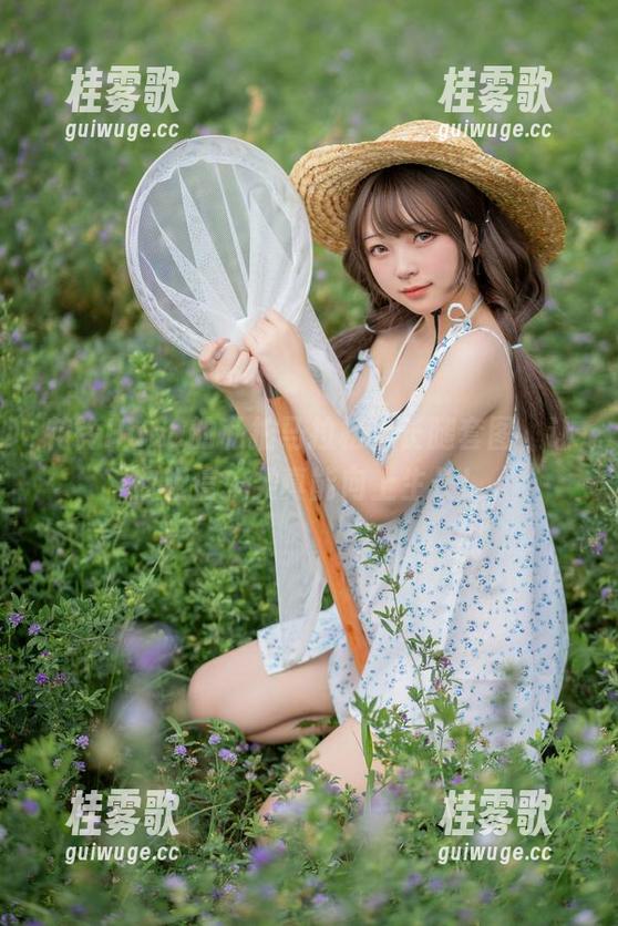 花铃Hana 花铃Hana的私拍马拉松:长腿套图,让你相信人类真能向上生长!