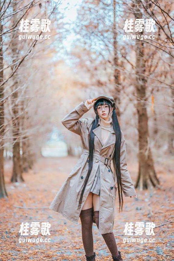 落落Raku 毒辣点评:落落Raku的高清《NightLiLy神待少女》图集让人目不转睛