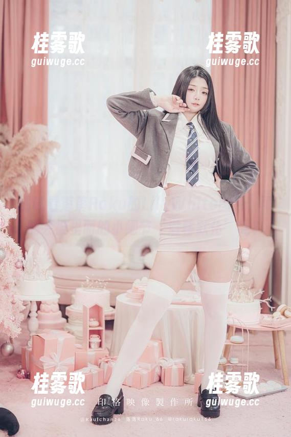 试试看落落Raku的LilyWhite图包，可能会被里面的小细节‘潜移默化’吗？