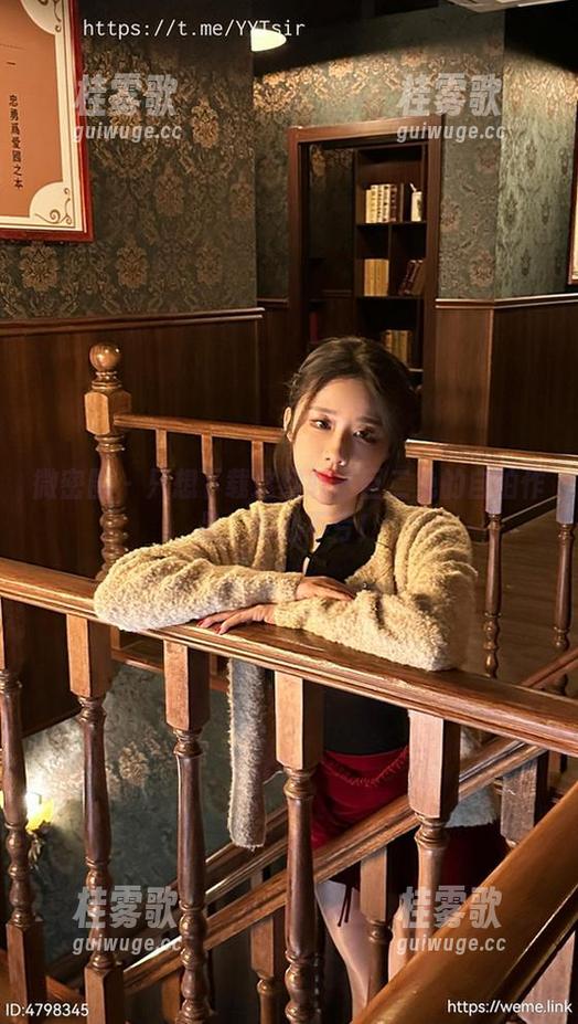 轩子巨二兔 微密圈 - 只想下载这组轩子巨二兔的自拍作品,真心不亏!