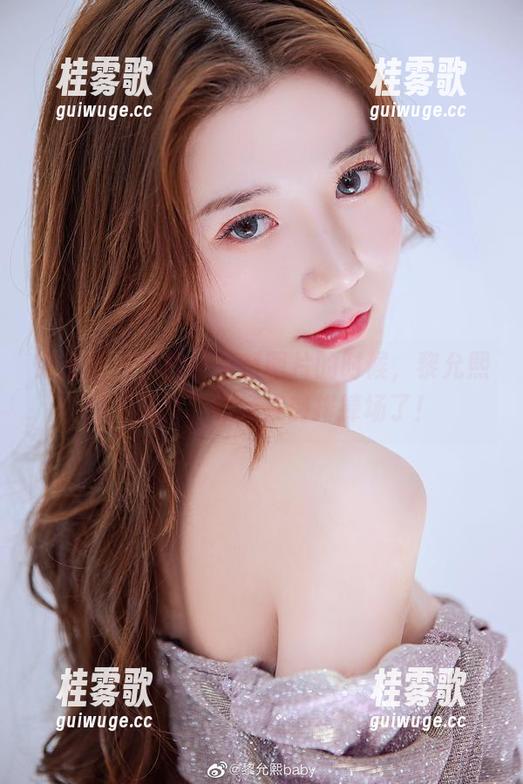 微密圈 - 当我说定制图片的时候，黎允熙的“嘉宾”已经在前排捧场了！